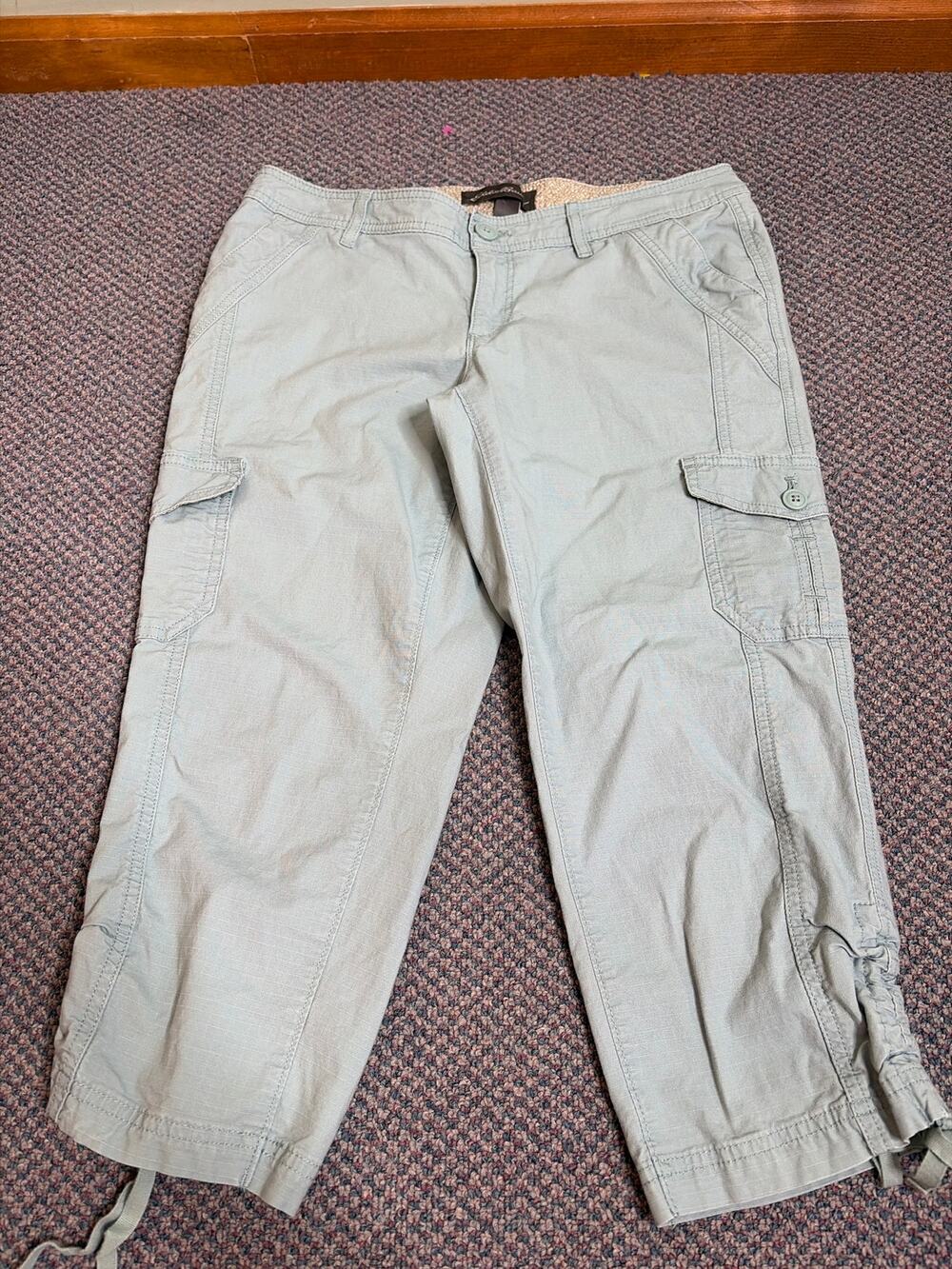 Eddie Bauer Light Blue Ripstop Capri Petite Size 6